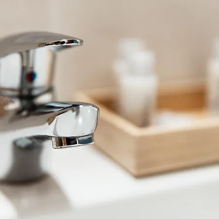 Blue House - Downtown Apartamento Como