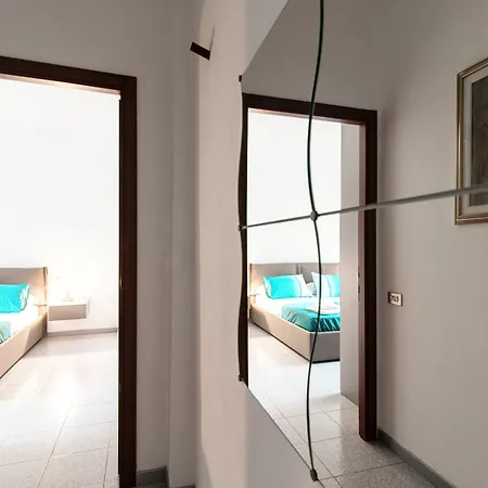 Blue House - Downtown Como