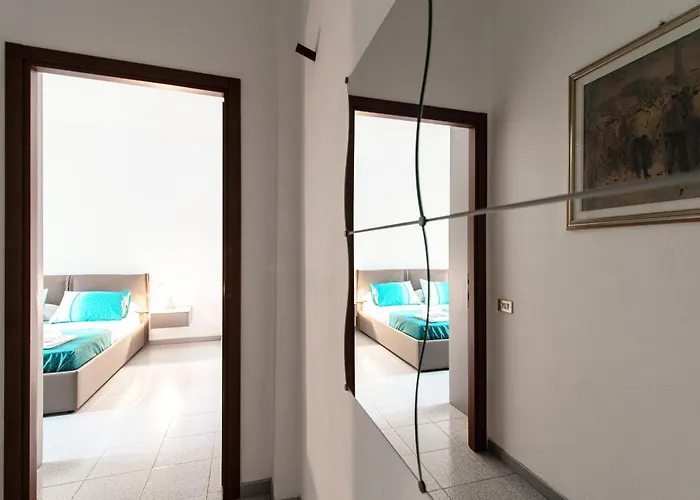 Blue House - Downtown Como