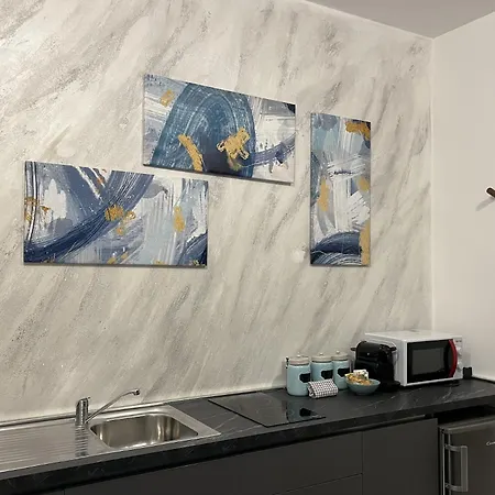 Blue House - Downtown *